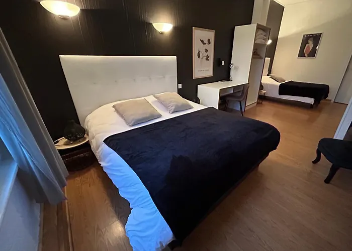 Hotel du Pot d'Etain